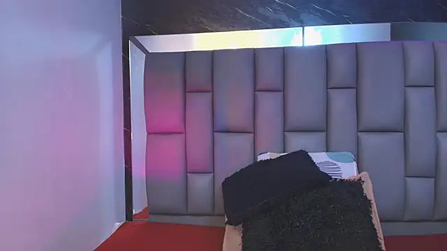  MiaBrown  online show from 11.22.25