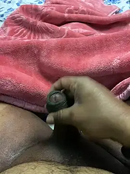 Snapshot of Honeydick7 chatting on 12.12.24 Honeydick7 online show from 12.12.24