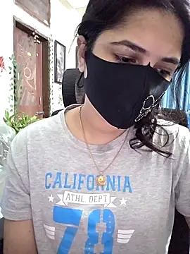 Suvosri online show from 11.18.25