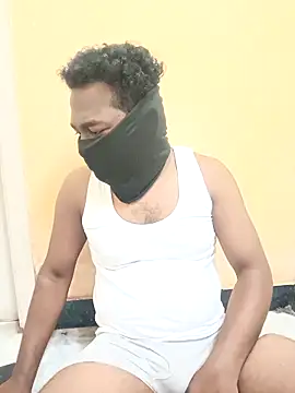 Snapshot of Tamil_paiyan012 chatting on 02.23.25 Tamil paiyan012 online show from 02.23.25