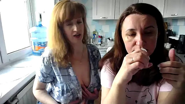 DonnaMagdalena online show from 03.07.25