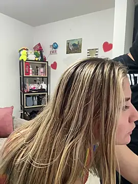 Snapshot of Celestedubois chatting on 12.14.24 Celestedubois online show from 12.14.24