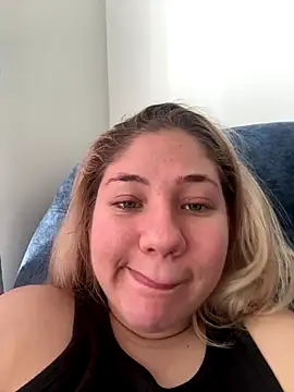 Snapshot of Celestedubois chatting on 10.01.25 Celestedubois online show from 10.01.25