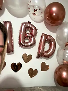 Snapshot of Celestedubois chatting on 11.28.25 Celestedubois online show from 11.28.25