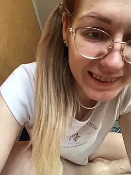  Sweet Love  online show from 02.14.25