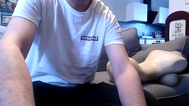 Snapshot of freddy0222222 chatting on 06.11.26 freddy0222222 online show from 06.11.26