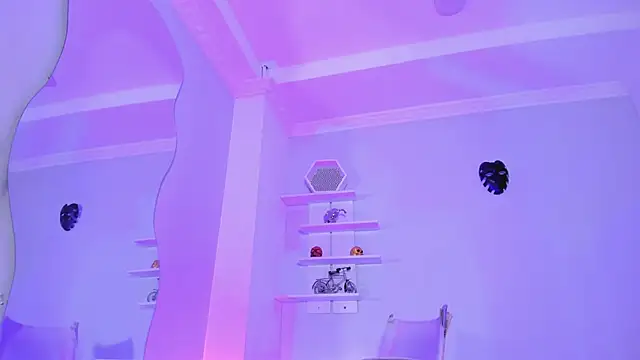 CamileHolmes online show from 03.03.25