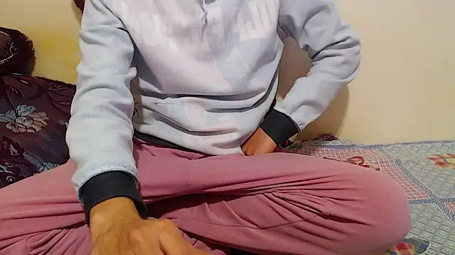 Alexdelarge323 online show from 03.18.25