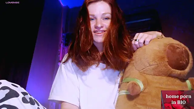 Cassie Wild online show from 02.21.25