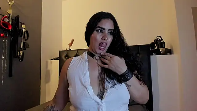 MariaGaitan online show from 02.25.25