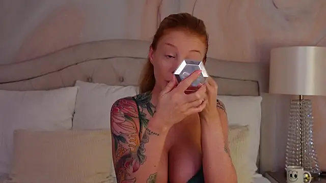 GingerEllis online show from 04.13.26