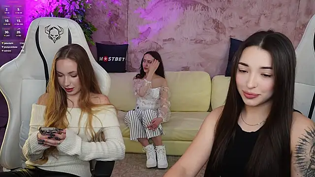 Jasmine Flow online show from 01.11.25