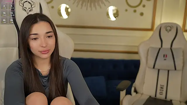 Jasmine Flow online show from 02.03.25