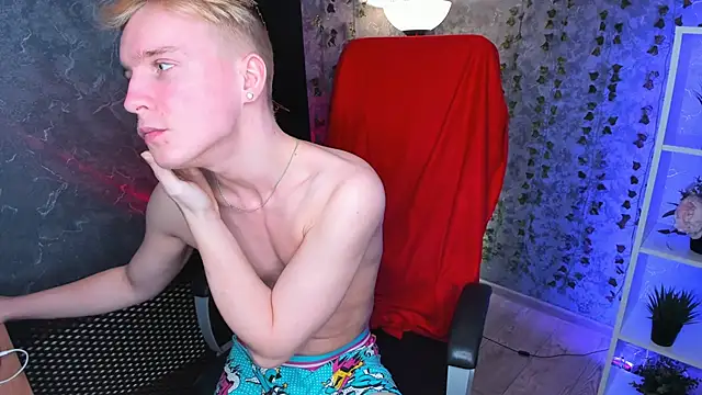 AlexxSweet online show from 12.04.24