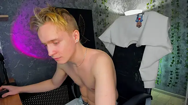 AlexxSweet online show from 01.24.25