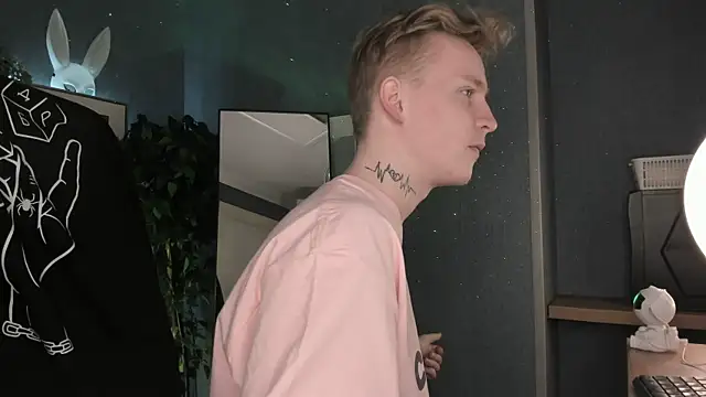 AlexxSweet online show from 04.12.26