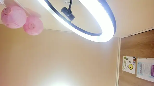 nalalye cruzz  online show from 02.26.25