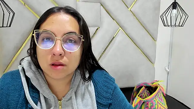 nalalye cruzz  online show from 03.01.25