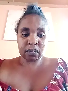 ZOQULUx online show from 02.06.26