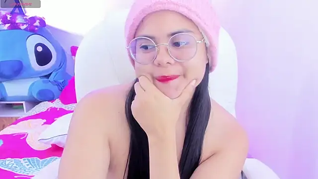 Snapshot of esmeralda112 chatting on 01.01.25 esmeralda112 online show from 01.01.25