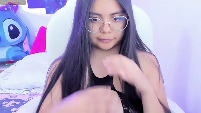 Snapshot of esmeralda112 chatting on 01.05.25 esmeralda112 online show from 01.05.25