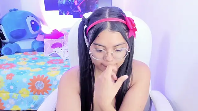 Snapshot of esmeralda112 chatting on 02.14.25 esmeralda112 online show from 02.14.25