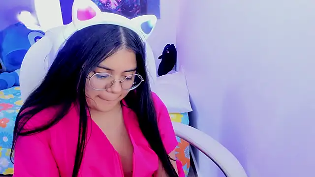 Snapshot of esmeralda112 chatting on 02.28.25 esmeralda112 online show from 02.28.25