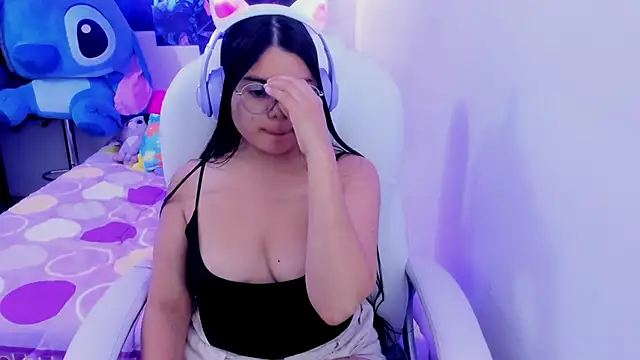 Snapshot of esmeralda112 chatting on 03.06.25 esmeralda112 online show from 03.06.25