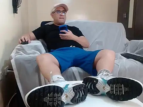 Snapshot of alphaswitchard chatting on 01.14.26 alphaswitchard online show from 01.14.26