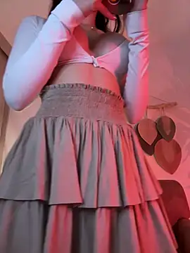 Snapshot of Im_Valentina chatting on 10.30.25 Im Valentina online show from 10.30.25