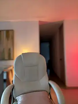 Snapshot of Im_Valentina chatting on 12.15.25 Im Valentina online show from 12.15.25