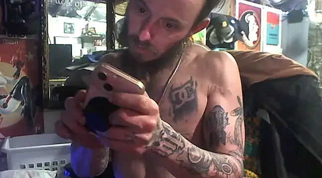 CloudDadddyyy420 online show from 02.18.25