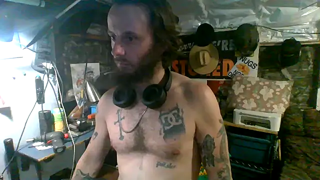 Snapshot of CloudDadddyyy420 chatting on 01.10.26 CloudDadddyyy420 online show from 01.10.26