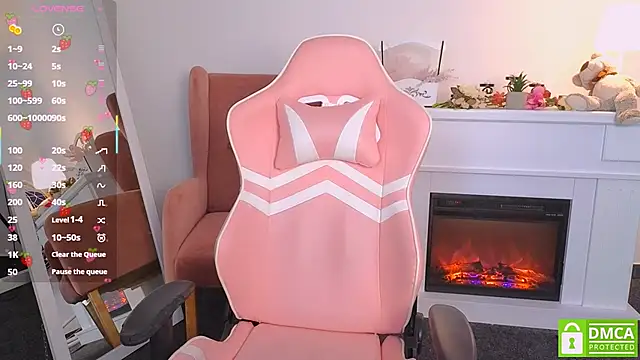 Grace and  Jacob online show from 10.02.25