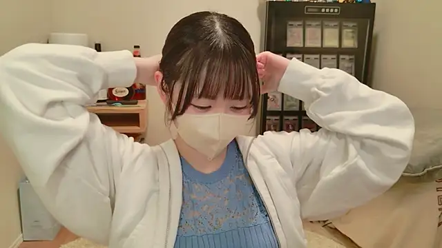Snapshot of HIKARI_x0 chatting on 05.29.26 HIKARI x0 online show from 05.29.26