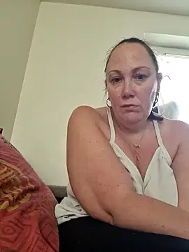 Wisie Cutie online show from 03.08.25