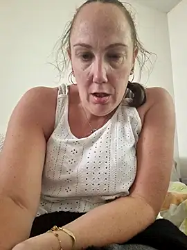 Wisie Cutie online show from 09.22.25