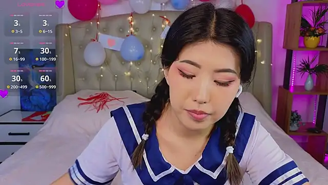 Wendy  Hills online show from 02.12.25