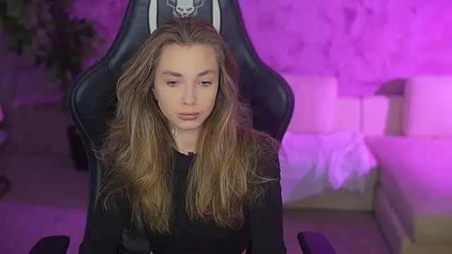 Kisasolo online show from 10.03.25