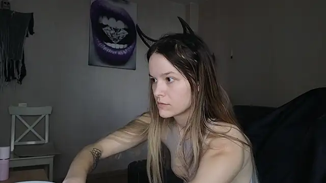 Snapshot of Nate__ chatting on 11.02.25 Nate online show from 11.02.25