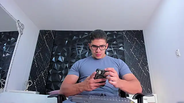 Snapshot of JeffDaltton chatting on 10.15.25 JeffDaltton online show from 10.15.25