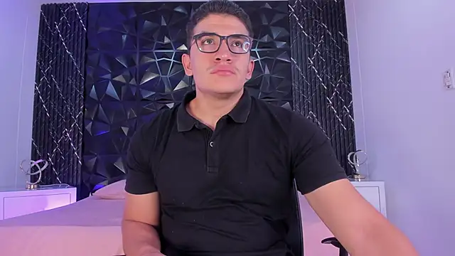 Snapshot of JeffDaltton chatting on 10.30.25 JeffDaltton online show from 10.30.25