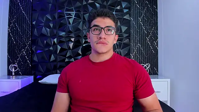 Snapshot of JeffDaltton chatting on 11.04.25 JeffDaltton online show from 11.04.25