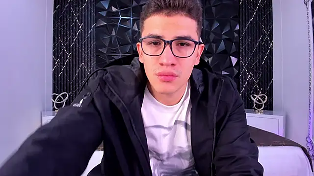 Snapshot of JeffDaltton chatting on 11.14.25 JeffDaltton online show from 11.14.25