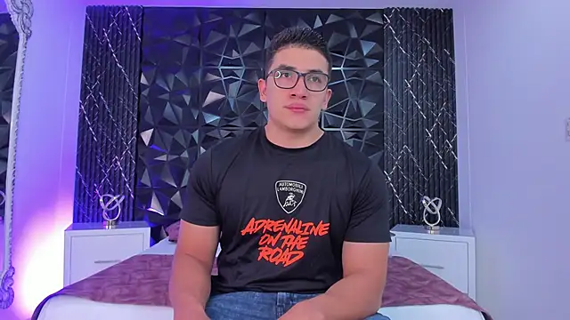 Snapshot of JeffDaltton chatting on 12.02.25 JeffDaltton online show from 12.02.25