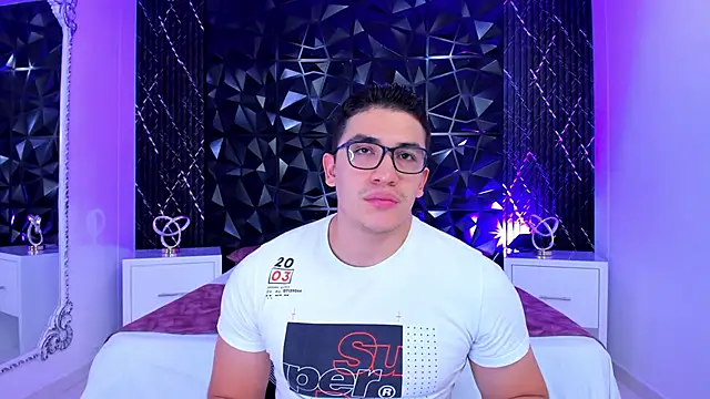 Snapshot of JeffDaltton chatting on 12.05.25 JeffDaltton online show from 12.05.25