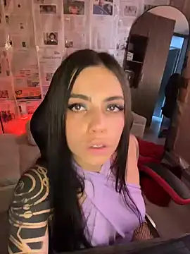 i am nina  online show from 04.04.26