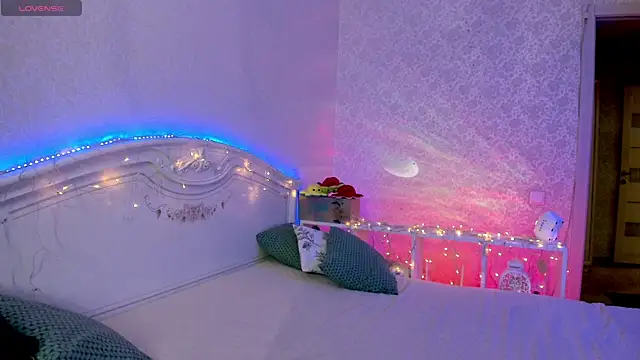 LillyMoure  online show from 01.18.26