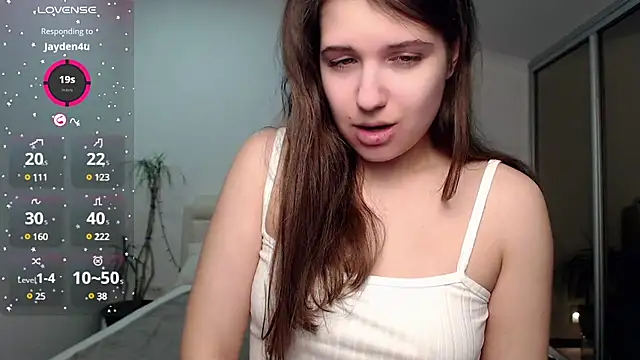 Snapshot of SayMeow_ chatting on 12.10.24 SayMeow  online show from 12.10.24