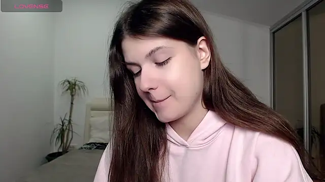 Snapshot of SayMeow_ chatting on 02.05.25 SayMeow  online show from 02.05.25